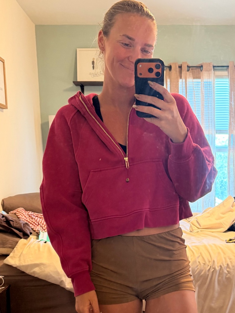 Women's lululemon cropped pullover